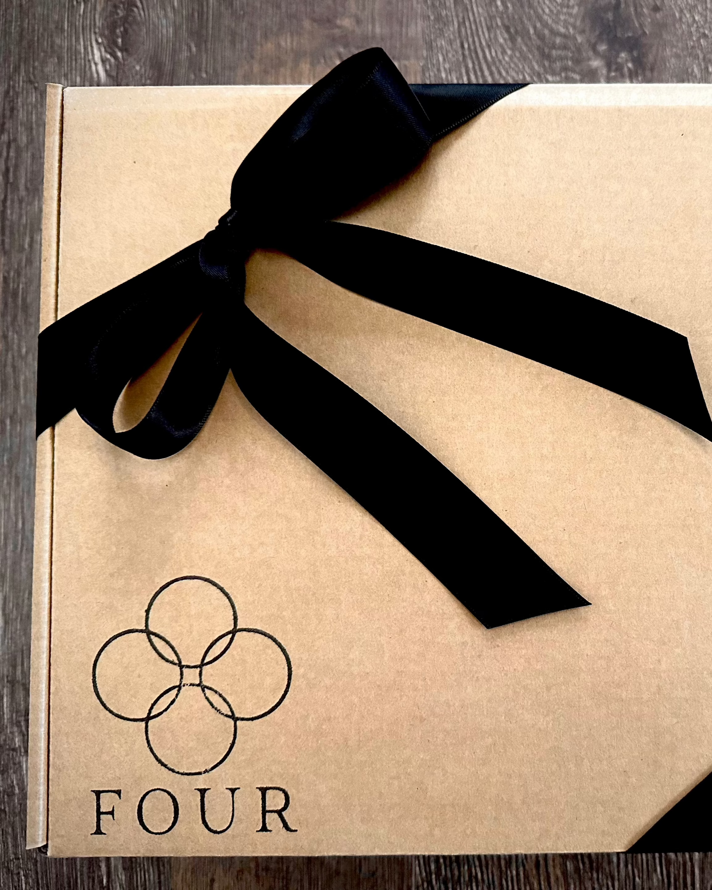 Deluxe Gift Box (3 items)